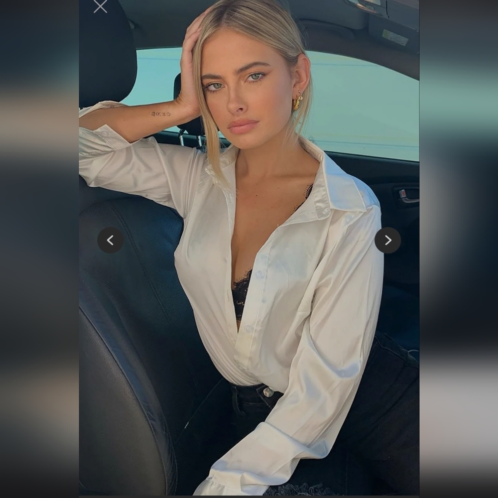 Fashion Nova Smooth Talkin Button Down Top - Picture 2 of 5